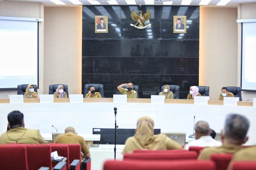 Danny Pomanto Imbau Pelaksanaan Salat Idul Fitri di Tingkat RW pada Ruang Terbuka